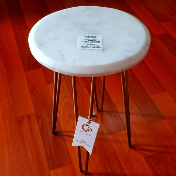 Casa Decor Other - White Marble small plant stand/side table